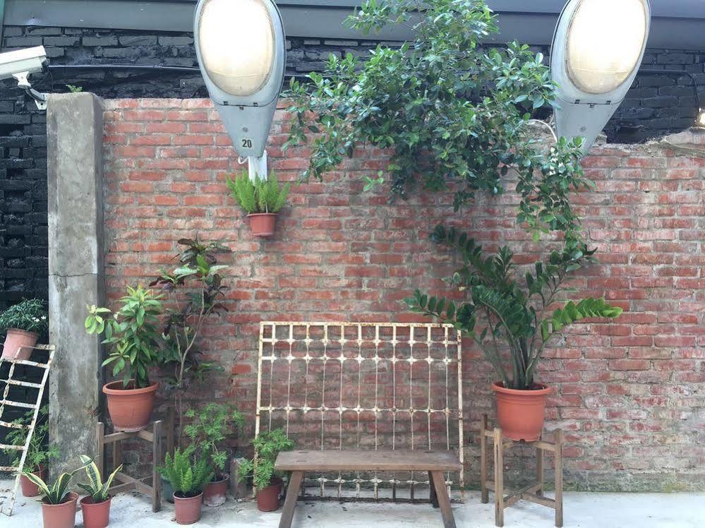 被愛咖啡小旅館 Birdeye Garden Ταϊνάν Εξωτερικό φωτογραφία